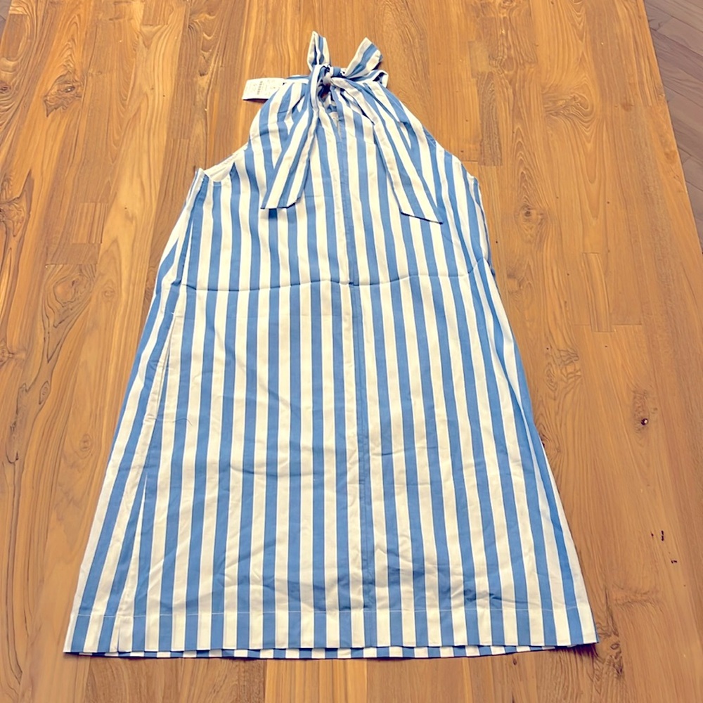 J.Crew Sleeveless blue and white stripes. Summer Dress Size 4 

No smoking